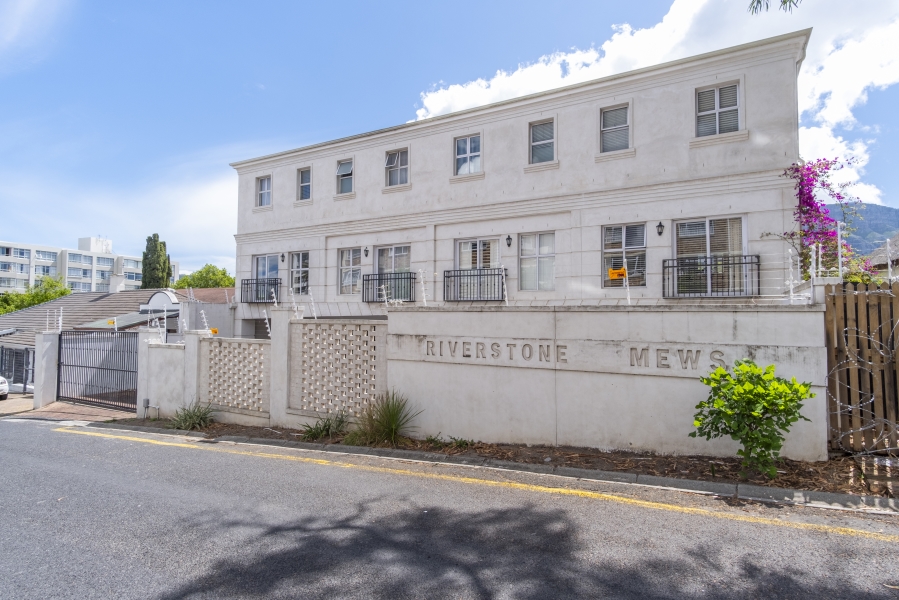 2 Bedroom Property for Sale in Wynberg Upper Western Cape